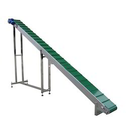 INDUSTRIAL CONVEYOR AND BELT
